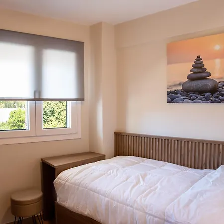 Erea Homes Aparthotel 3*
